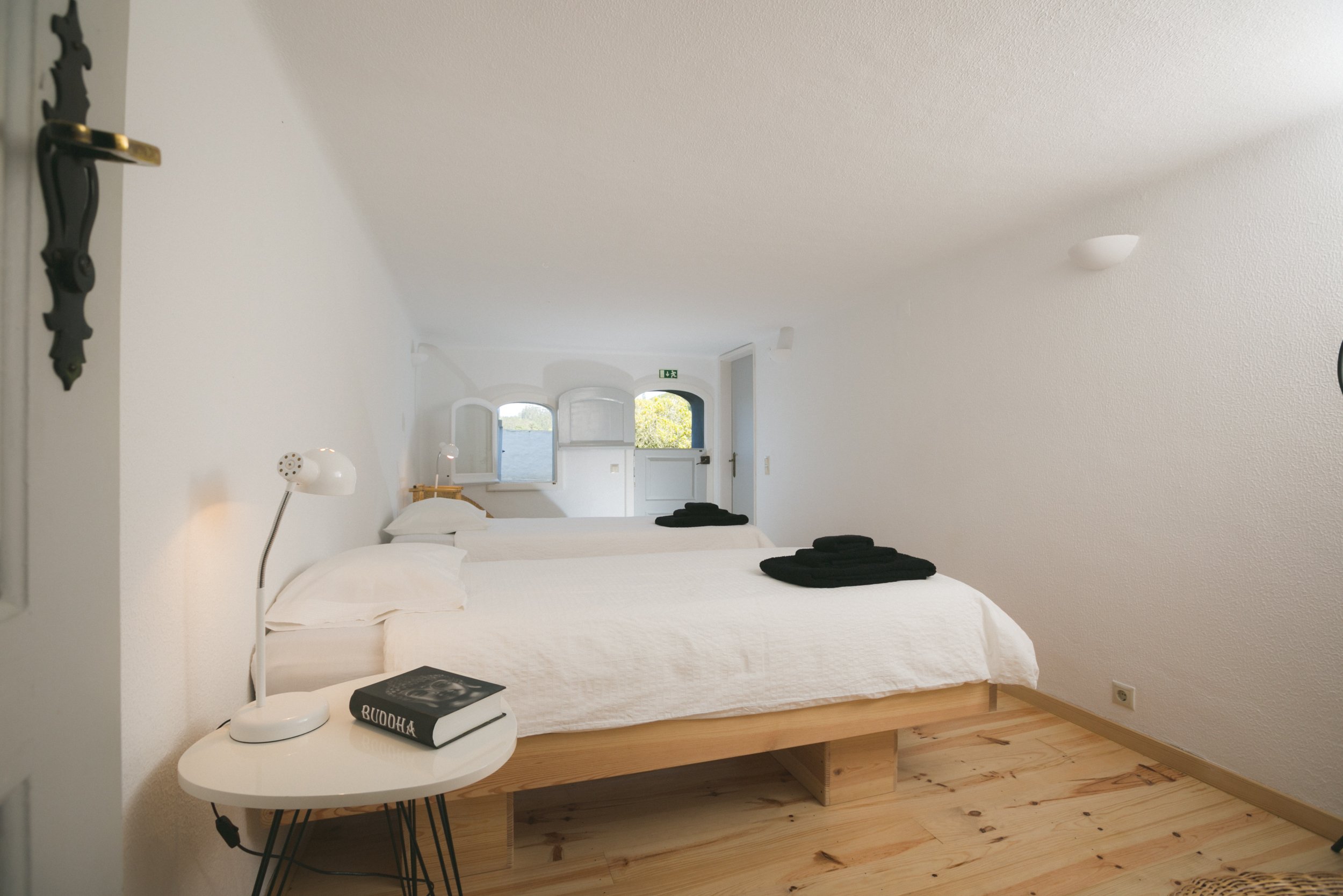 Twin room with ensuite bathroom at the retreat villa